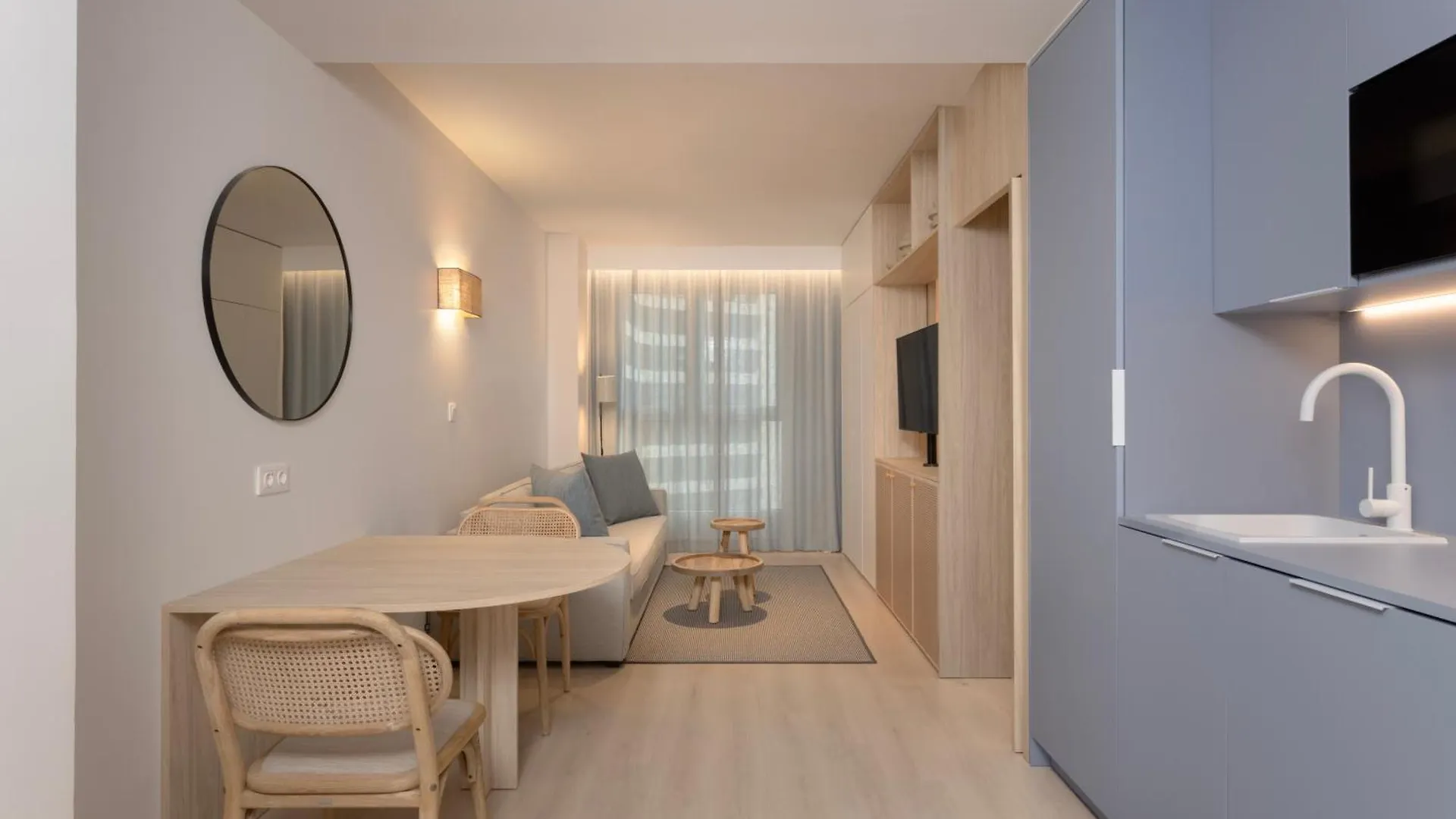 Отель Staybridge Suites & Apartments Malaga By Ihg