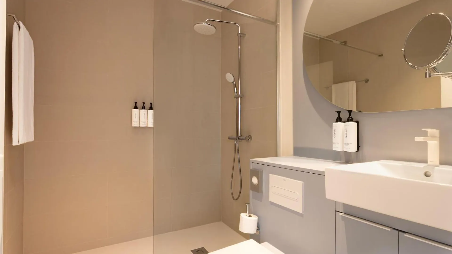 Staybridge Suites & Apartments Malaga By Ihg Отель