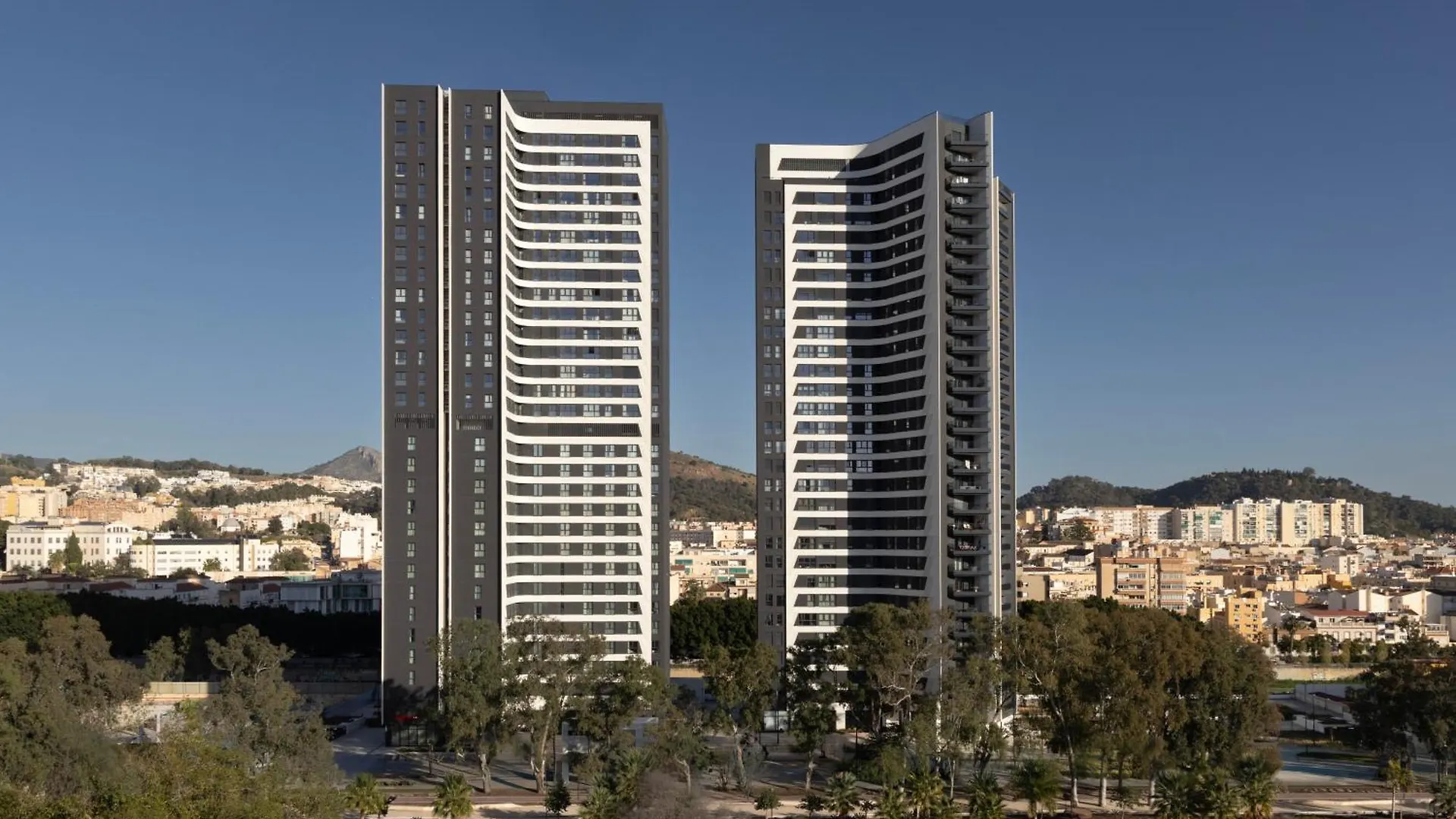Staybridge Suites & Apartments Malaga By Ihg 3*,